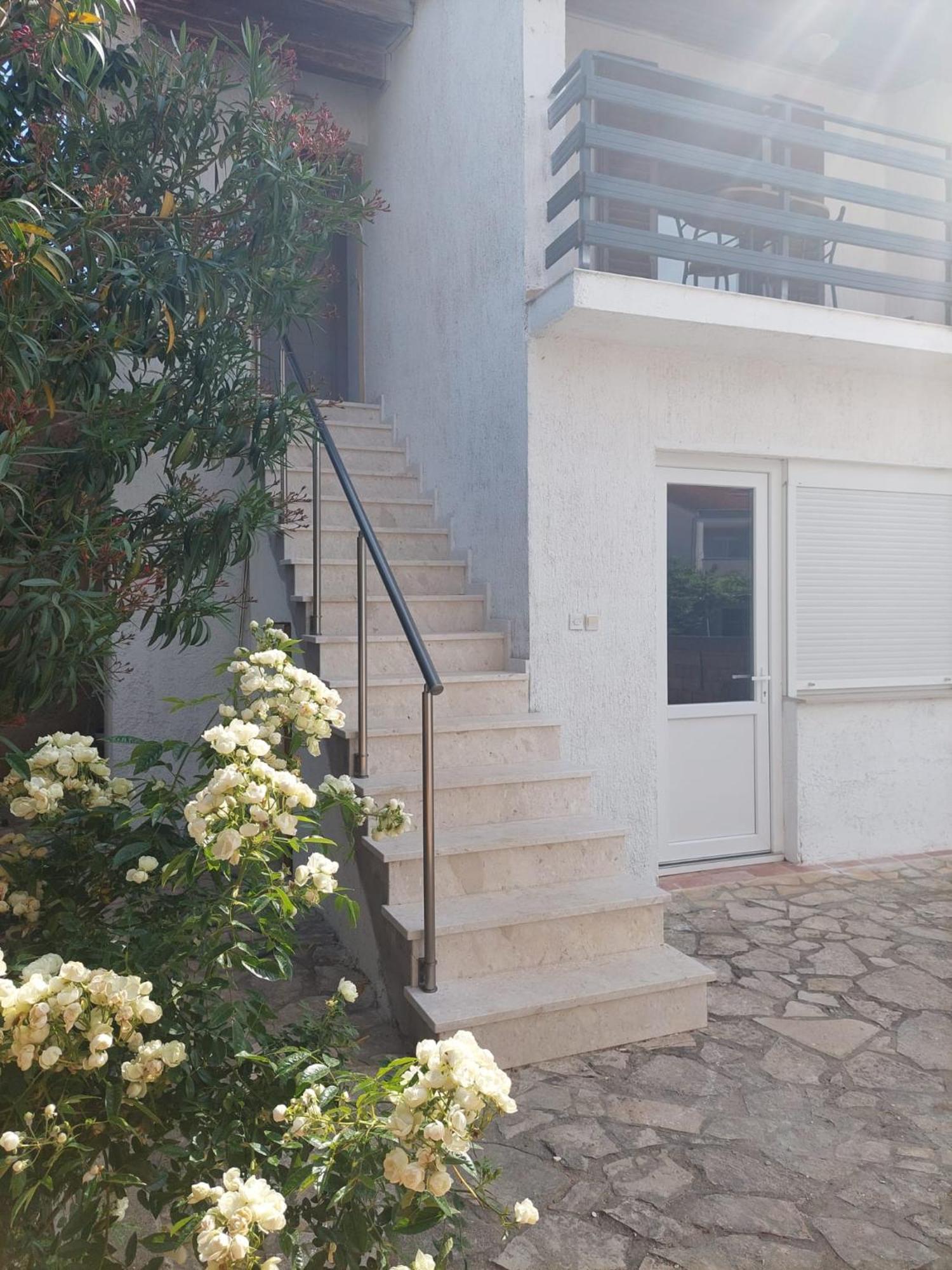 Apartmani Suhi Brod Medulin Dış mekan fotoğraf